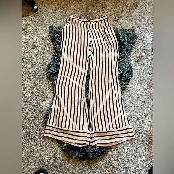 LAST PRICE🍒🤍 LUCCA crepe pants - Picture 3 of 11